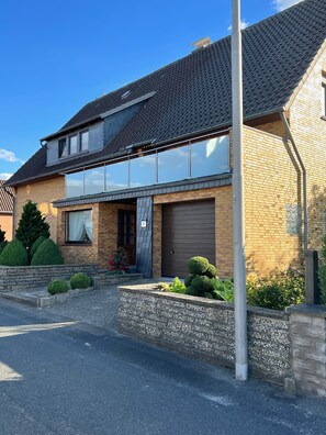 Exterior - Mod. Mod. Apartment near Steinhuder-Meer. Free Wi-Fi (Hagenburg)