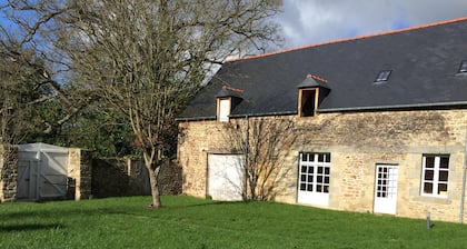Le Verger du Château de La Moglais: casa de carácter en un sitio magnífico