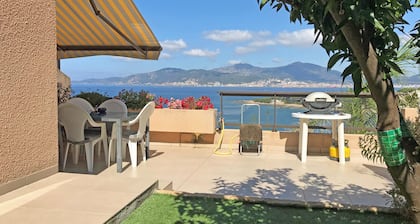 "SCHÖNHEIT DES ABENDES" IN PORTICCIO: DUPLEX T2, WIFI, KLIMAANLAGE, GARTEN, PANORAMABLICK