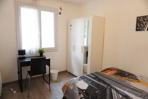 2 sovrum, strykjärn/strykbräda, gratis wi-fi och sängkläder