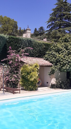 Pool - Charming Village House,Uzès 5 Km, Pool, Walled Gardens, Views, 2 bedrooms (Serviers-et-Labaume)