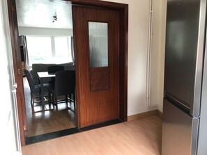 Interior - ZAVENTEM BRUSSELS  AIRPORT APPARTMENT2 -10 Mins WALK TO THE AIRPORT. (Zaventem)