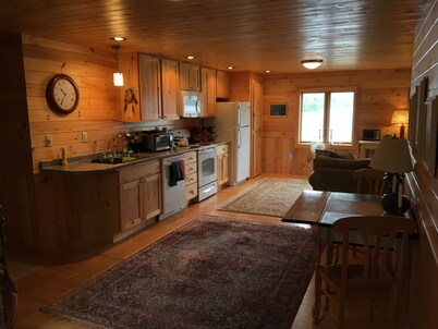 Lakefront:  Large One-Bedroom Apartment. Summers only.
