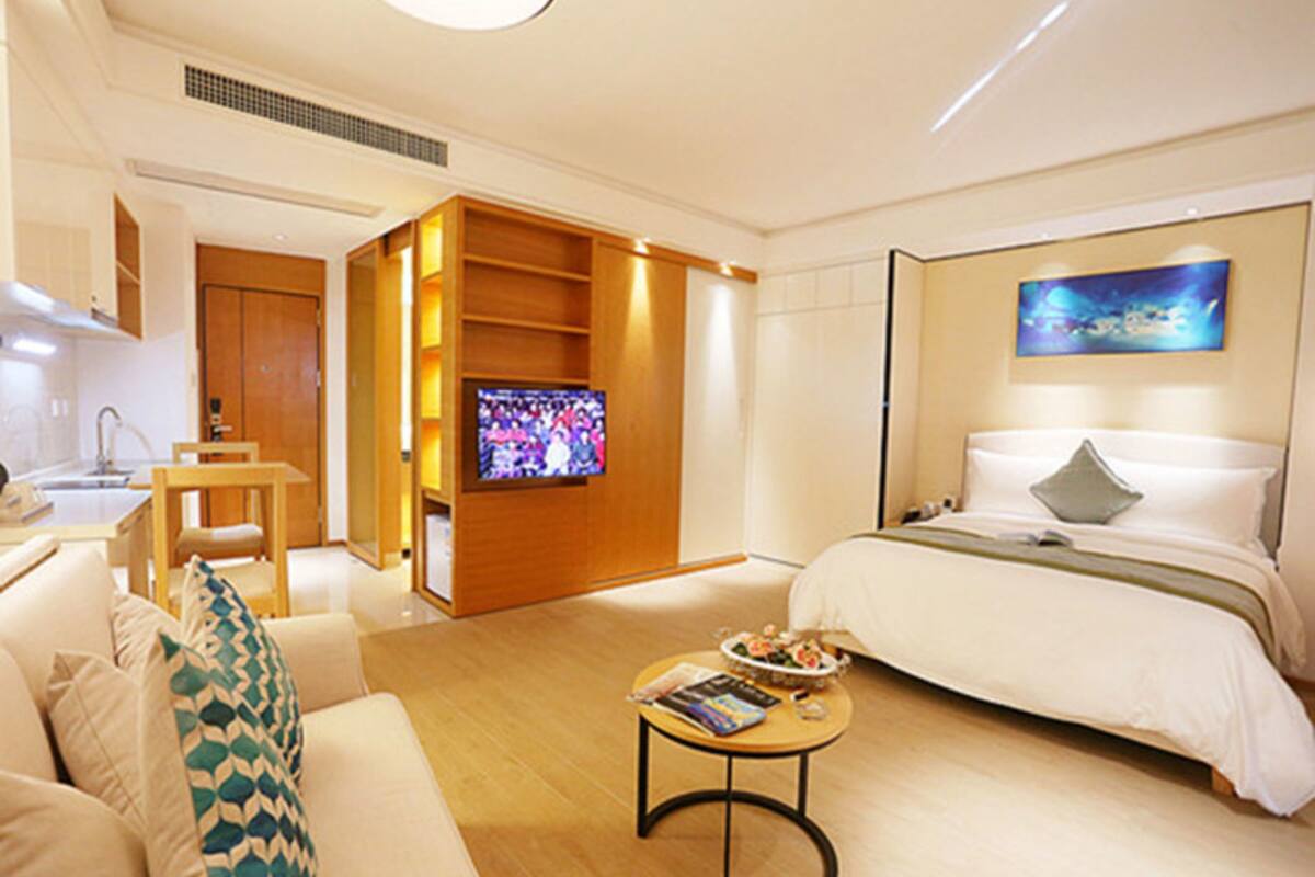 Suite estudio Deluxe, 1 cama de matrimonio | Minibar, cortinas opacas, tabla de planchar con plancha y wifi gratis