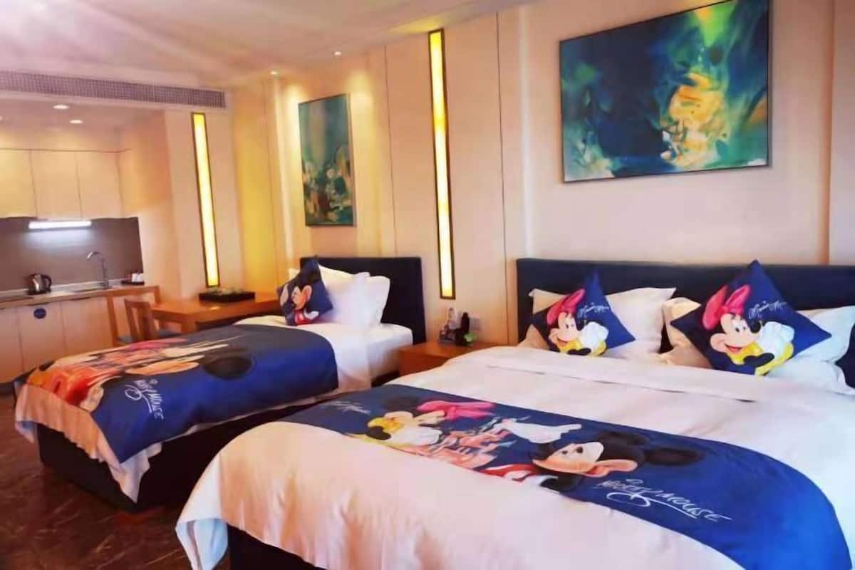 Minibar, blackout curtains, iron/ironing board, free WiFi