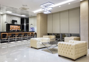 Lounge dans le hall