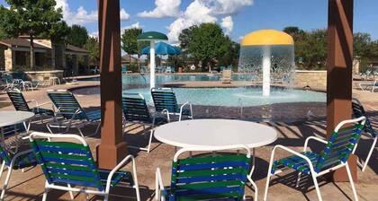 BMT @ Modern farmhouse, near Seaworld Lackland