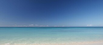 Luksuriøse strandleiligheter med nydelig utsikt over havnen