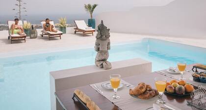 Villa avec piscine chauffée et un bain à remous avec vue sur la mer tranquille privé - zone