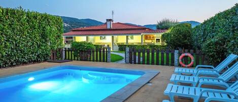 Alberca al aire libre