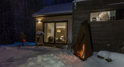 Chic design cottage with sauna, open fires and plenty of peace and quiet near the forest, terrace