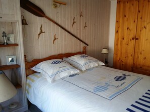 3 Schlafzimmer, Bügeleisen/Bügelbrett, Reisekinderbett, kostenloses WLAN