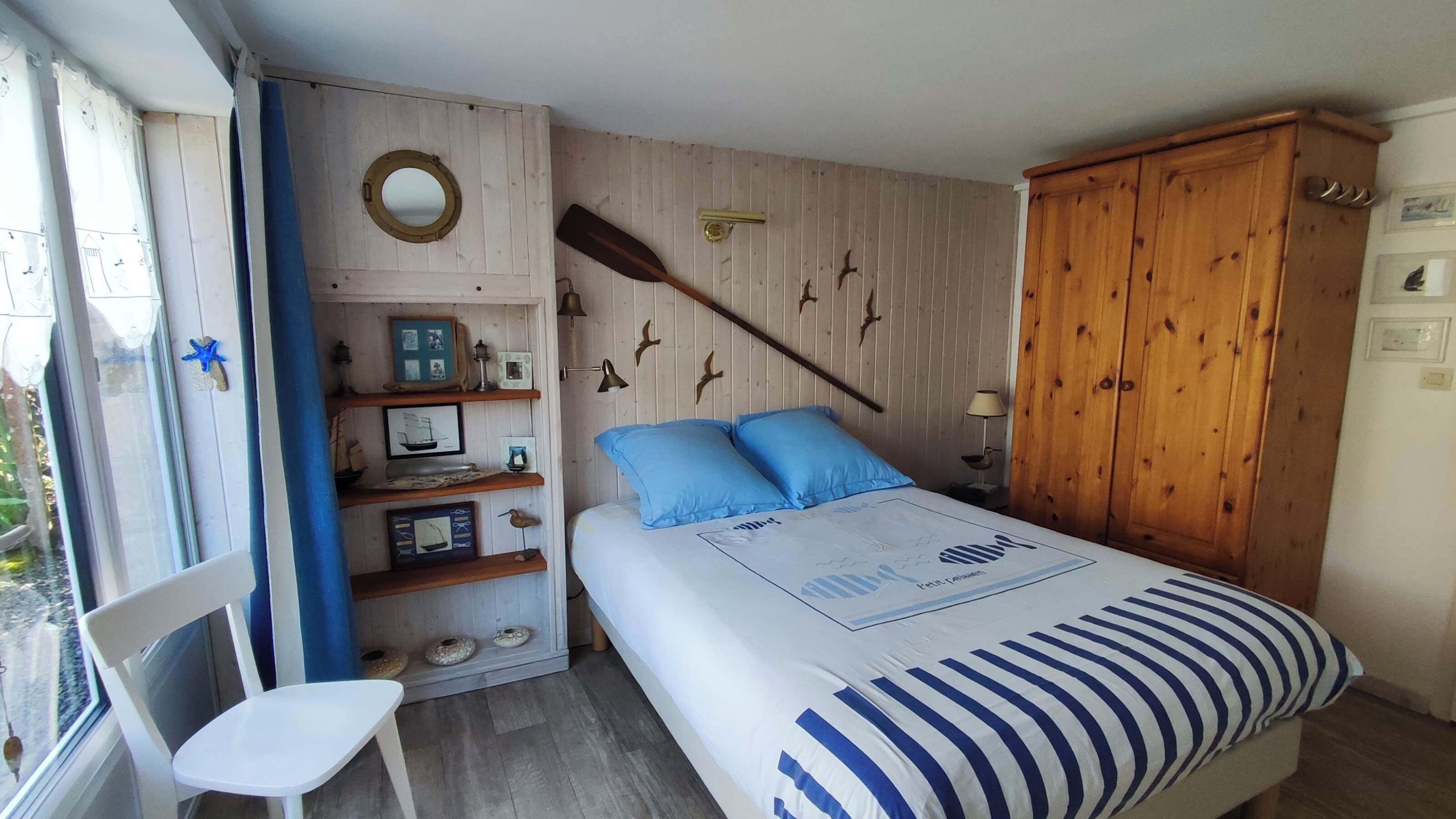 3 chambres, fer et planche à repasser, lit parapluie, Wi-Fi gratuit