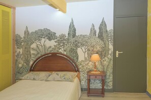 4 chambres, fer et planche à repasser, lit parapluie, Wi-Fi gratuit