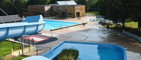 Piscine extérieure