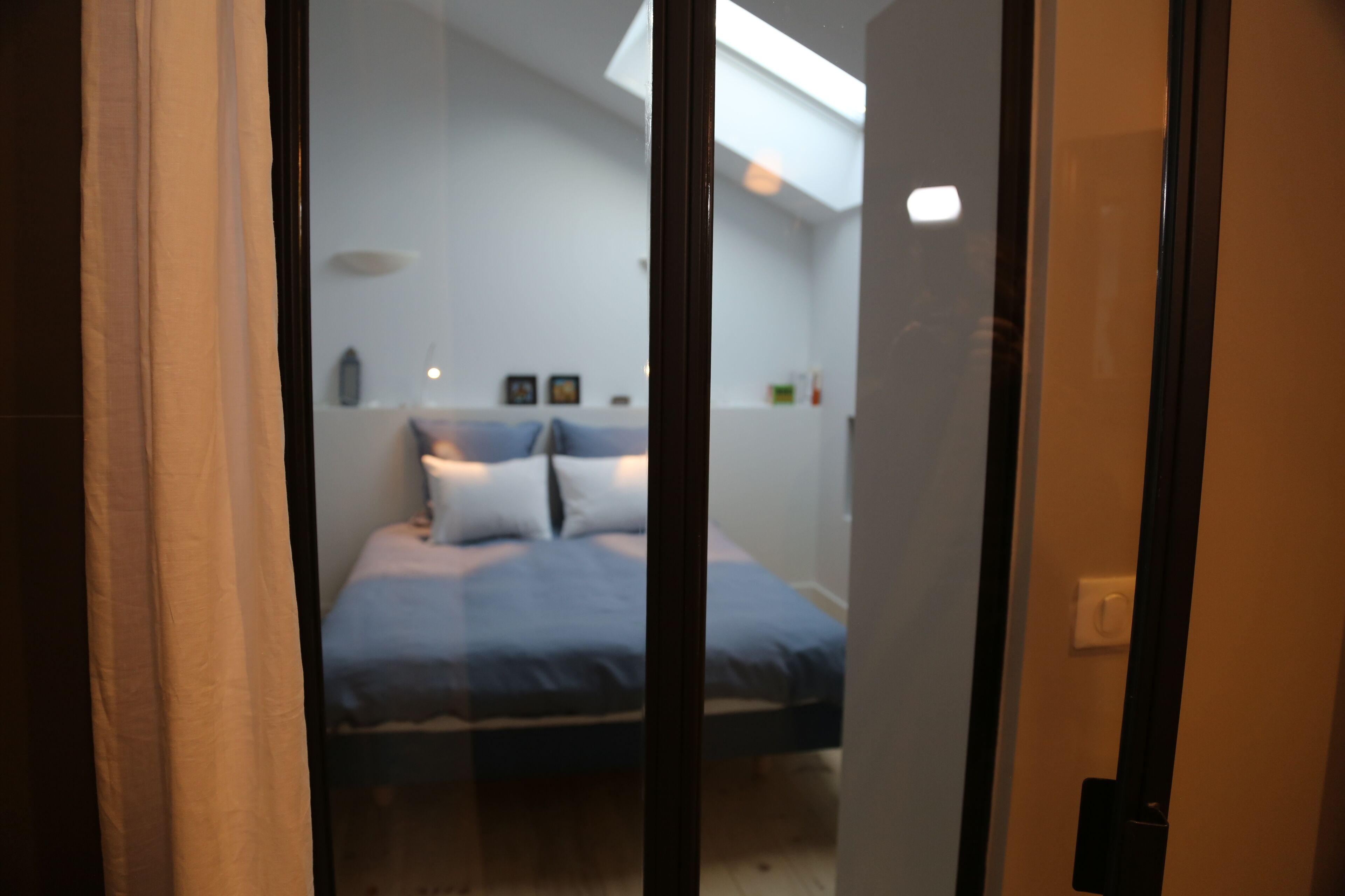 7 bedrooms, iron/ironing board, travel cot, WiFi