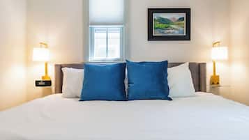 3 bedrooms, iron/ironing board, travel crib, free WiFi