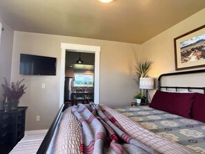 1 bedroom, iron/ironing board, free WiFi, bed sheets