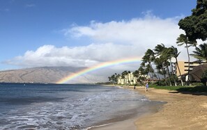 Am Strand, Liegestühle, Strandtücher