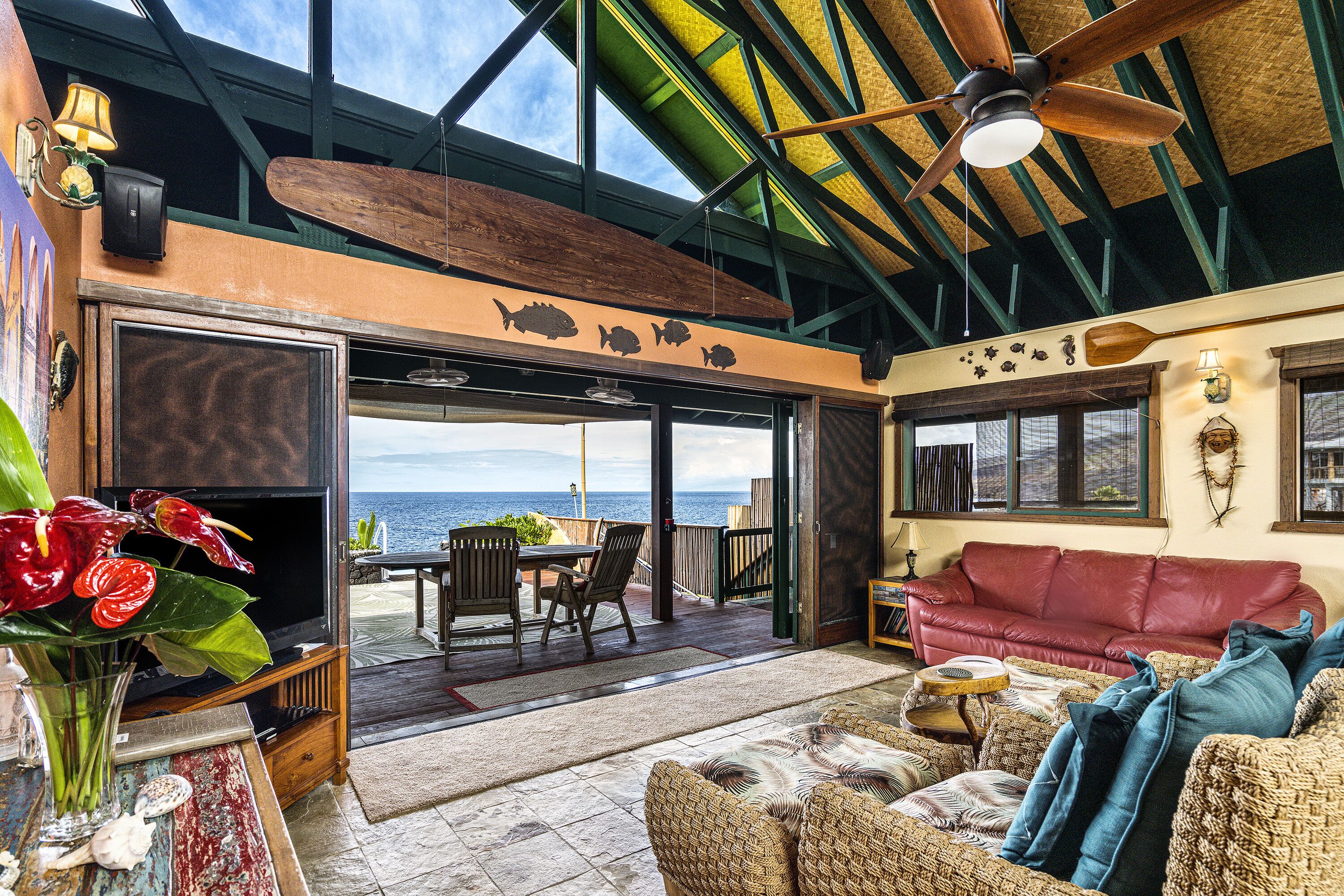 Smart-TV, DVD-Player, Bücher, Videothek