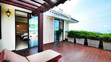 Deluxe Suite | Balcony