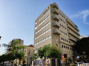 Desk, soundproofing, iron/ironing board, free WiFi - Diana Hotel (Haifa)