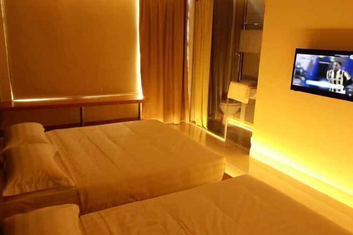 Schreibtisch, Bügeleisen/Bügelbrett, kostenloses WLAN, Rollstuhlgeeignet