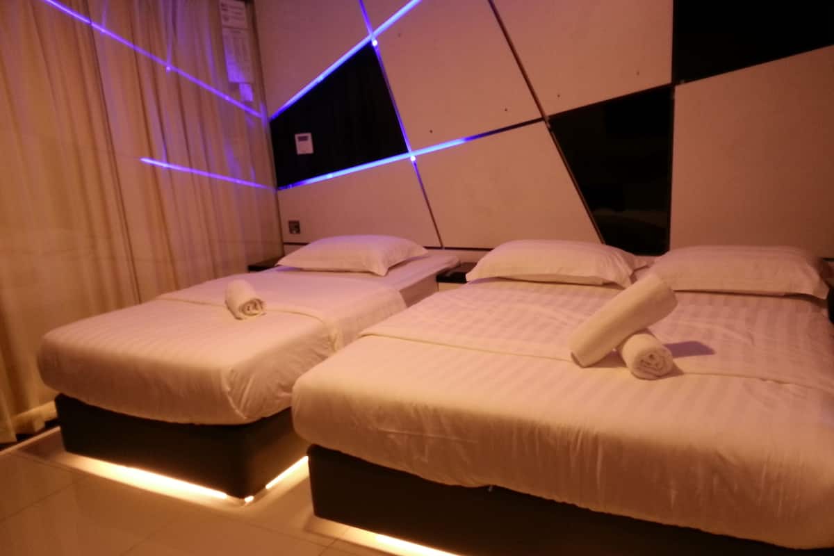  Triple Room With View