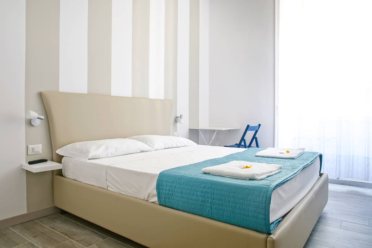 Double Room | Cadar Frette Itali, peralatan tempat tidur premium, gebar bulu kapas