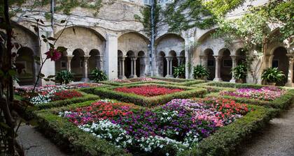 "Casa Dora" - sleeps 4, 2bed 2bath self catering Apartment heart of Provence