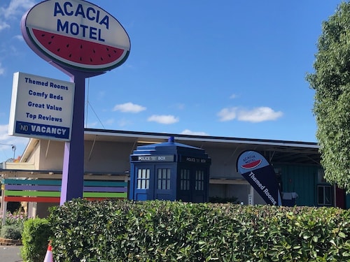 Acacia Motel