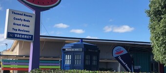 Acacia Motel