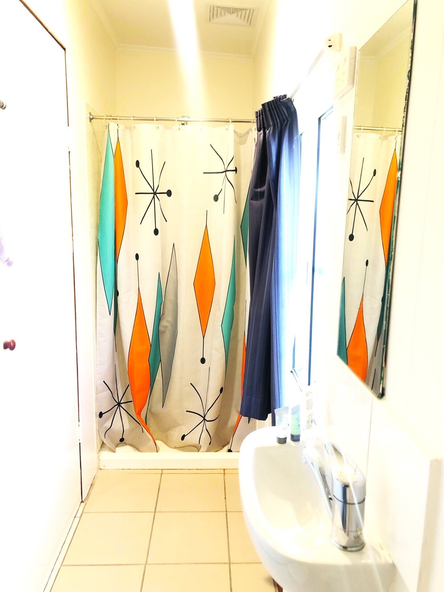 Business Studio | Bathroom