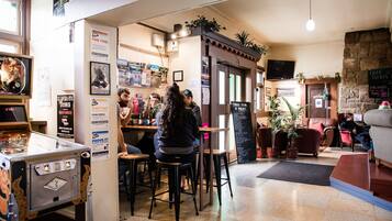 Bar (in der Unterkunft)