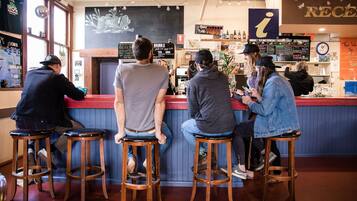 Bar (in der Unterkunft)