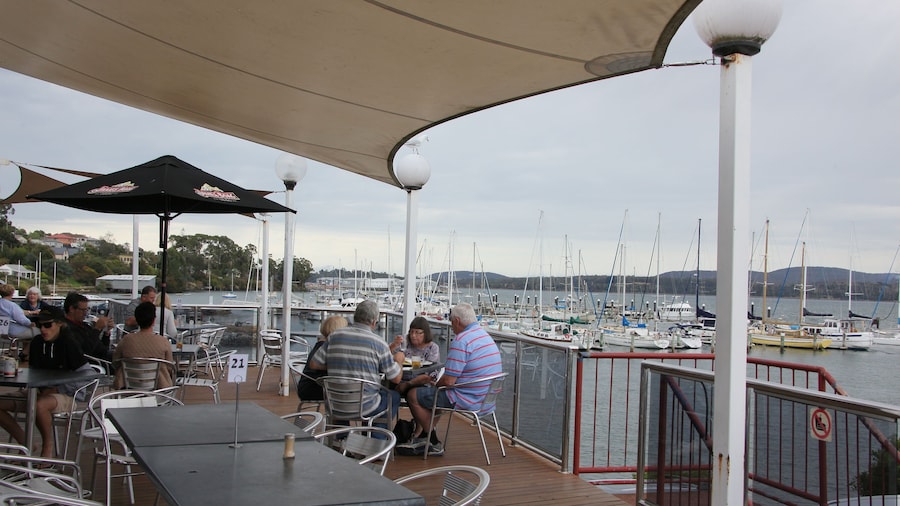 Beauty Point Waterfront Hotel