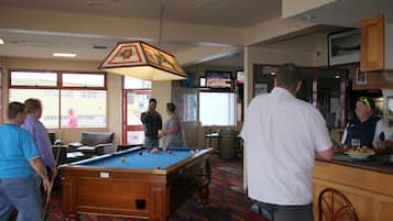 Bar (en el alojamiento)
