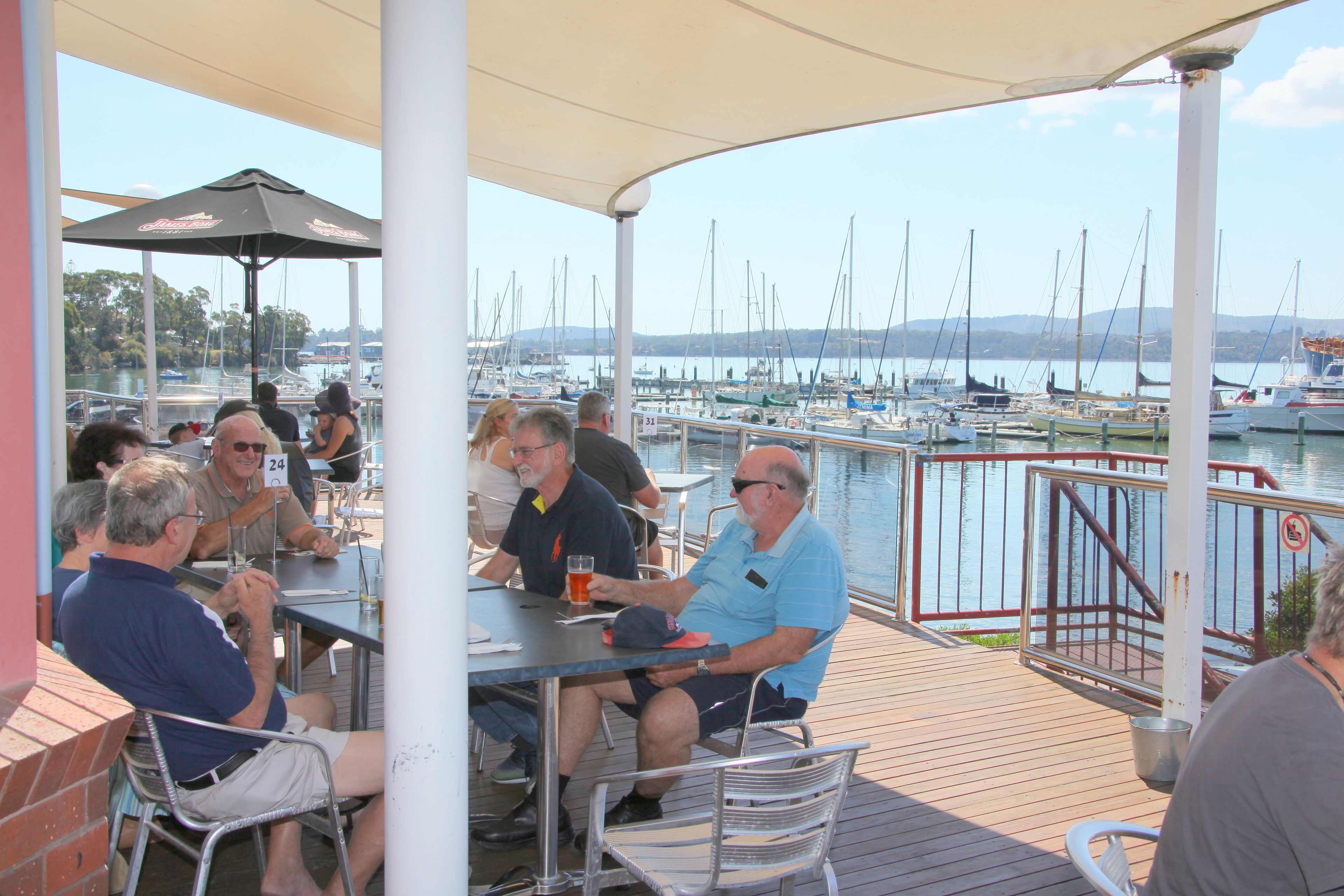lunch and dinner served, sea views