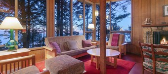 Oceanfront Beach House i Falcon Cove, Arch Cape, Oregon