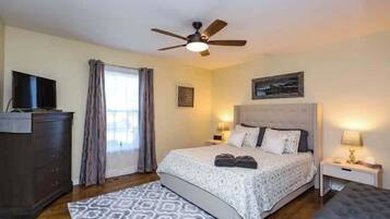 3 bedrooms, iron/ironing board, travel cot, WiFi