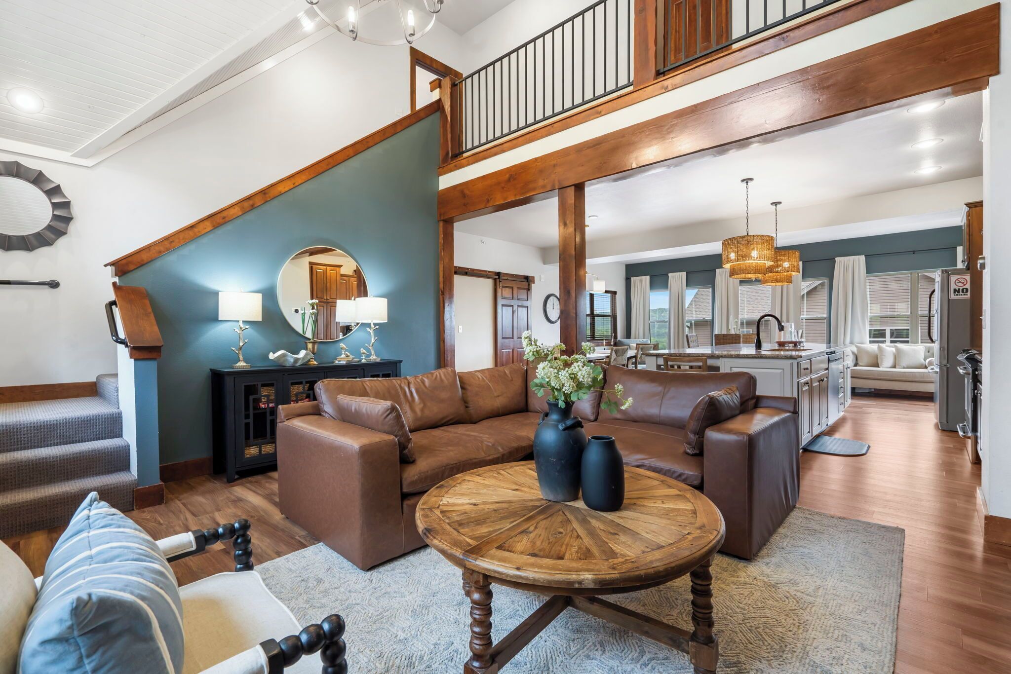 智能电视、壁炉、电子游戏