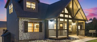 Lakeview Retreat with Pool, Pickleball Court, Boat Slip, Game Room and Hot Tub