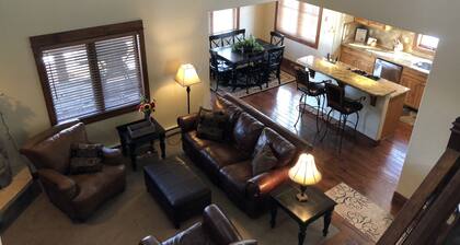 Beautiful Steamboat condo in great location!
