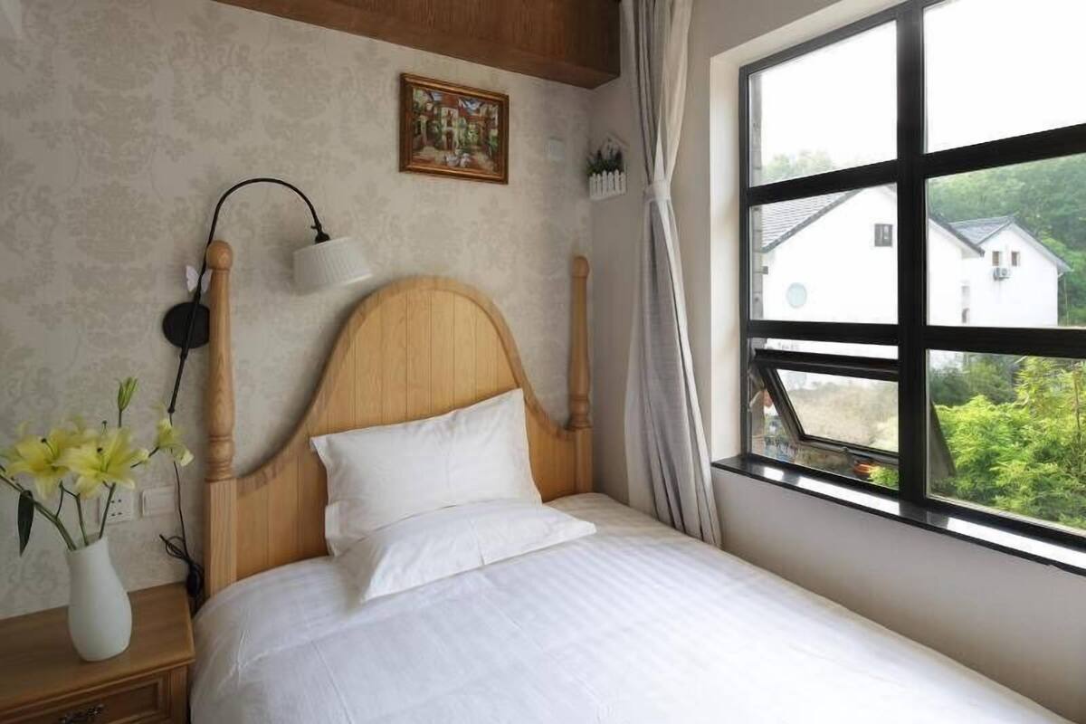 Standard Double Room | Langsir/tirai gelap terus, Wi-fi percuma