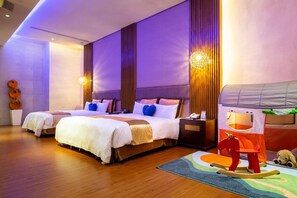 Sistema de insonorización, wifi gratis y acceso para silla de ruedas 