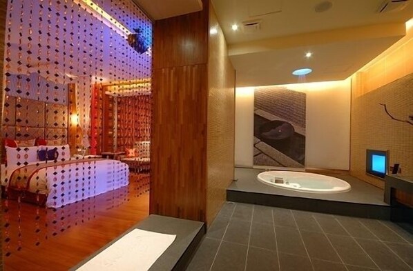 Design Suite | Jetted bathtub