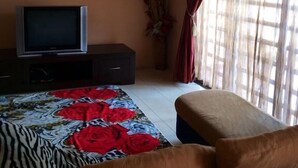 Unclassified image, 4 of 16, button - D'Subang Homestay (Shah Alam)