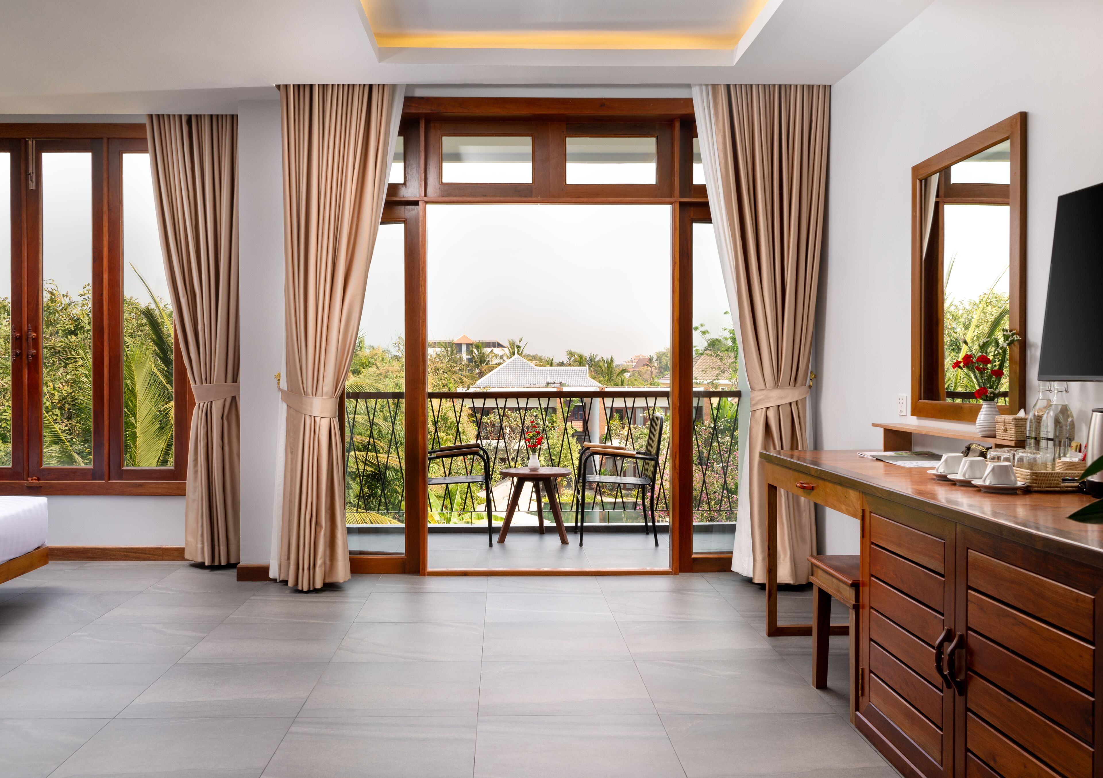 ラグジュアリー トリプルルーム | バルコニーからの眺望