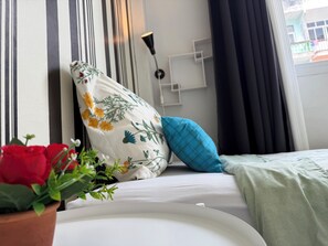 Wifi gratis y ropa de cama 