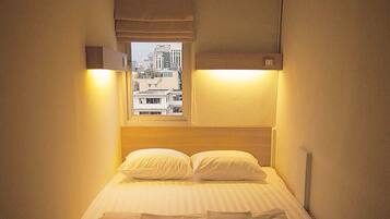 Double Bed with Shared Bathroom | Blackout curtains, iron/ironing board, free WiFi, bed sheets